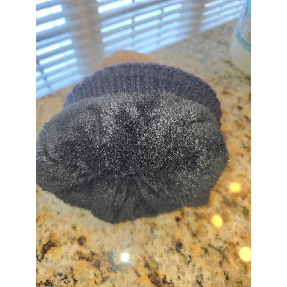 UGG Womens Cable Knit Beanie Hat Charcoal Grey Tan Pom Pom Faux Fur Lined Beanie